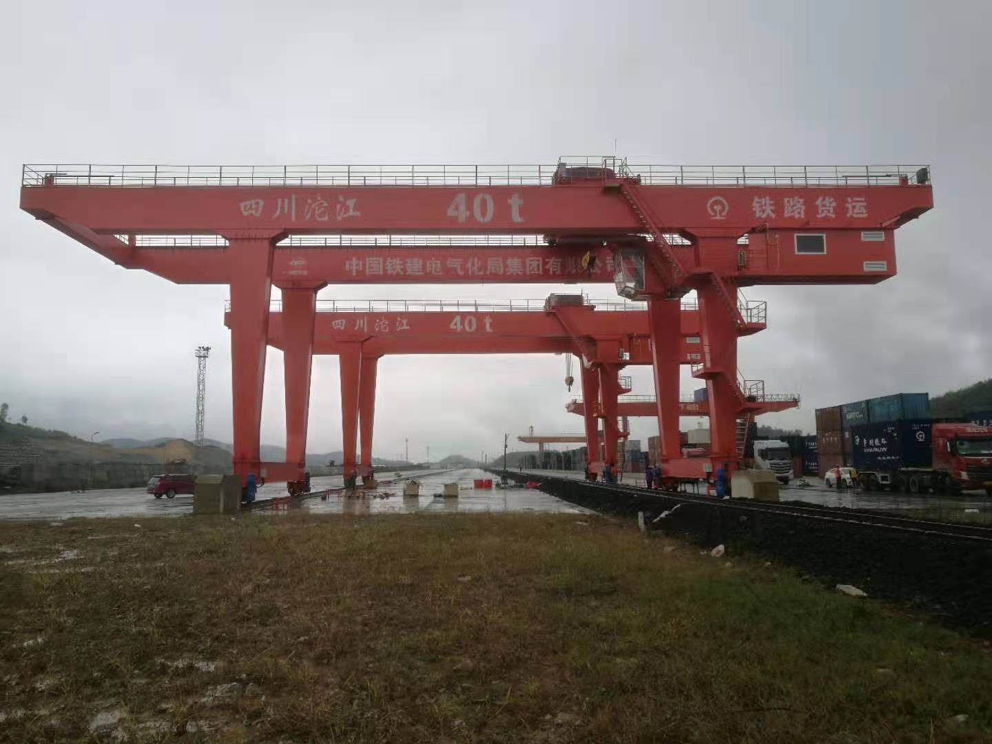1.1、雙梁門式起重機.jpg